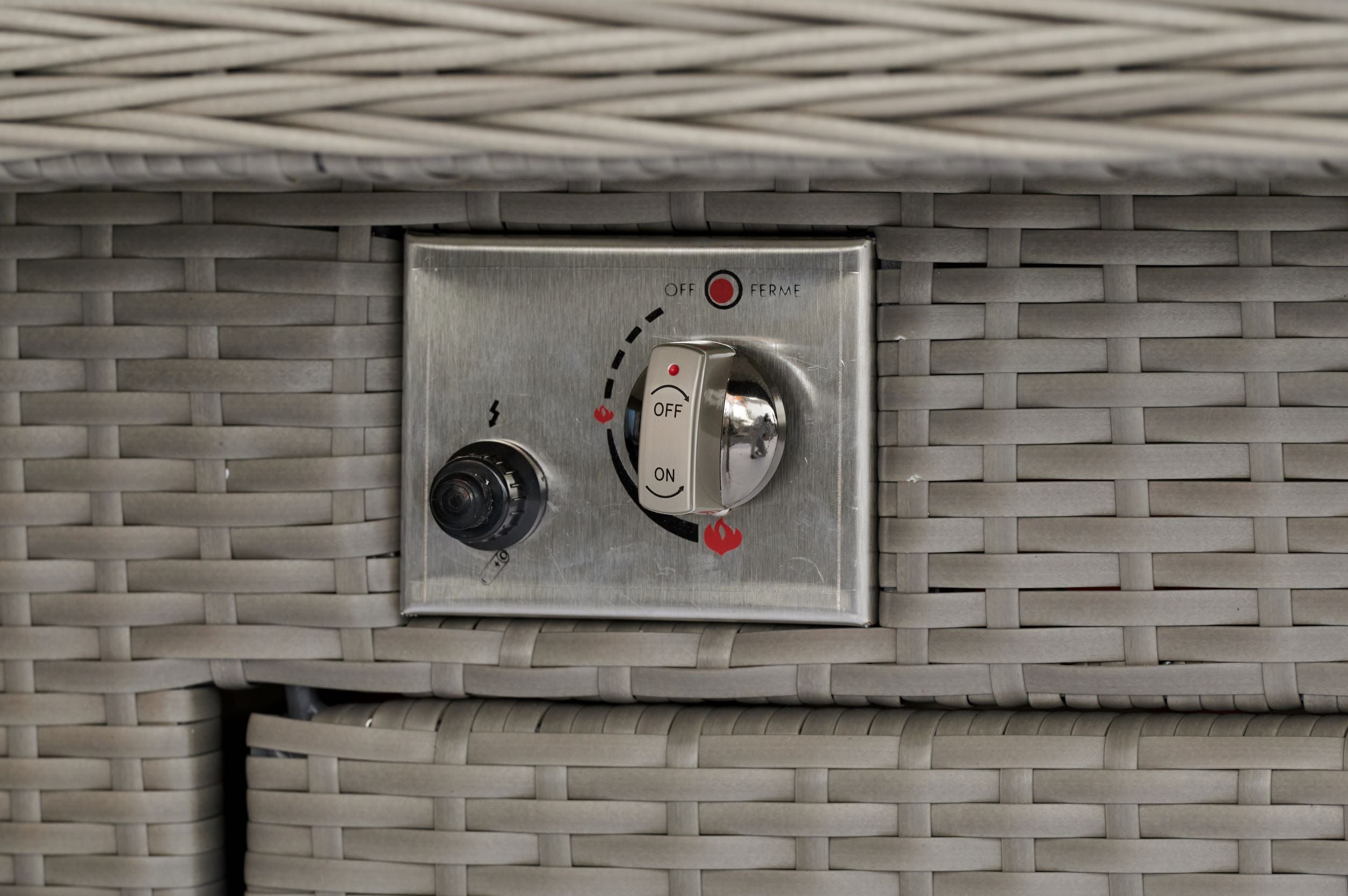 #2035 - 🔥 Florida Large Corner with Armchairs & Fire Pit Table 🔥